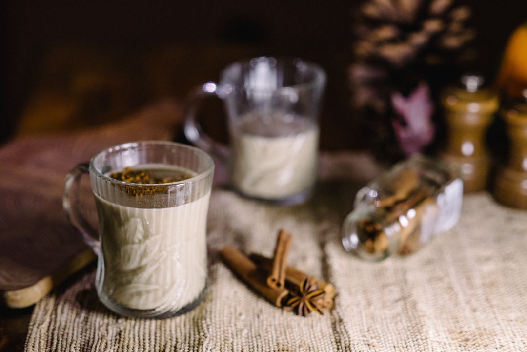 Warm Hands, Warm Heart: Festive Winter Beverages